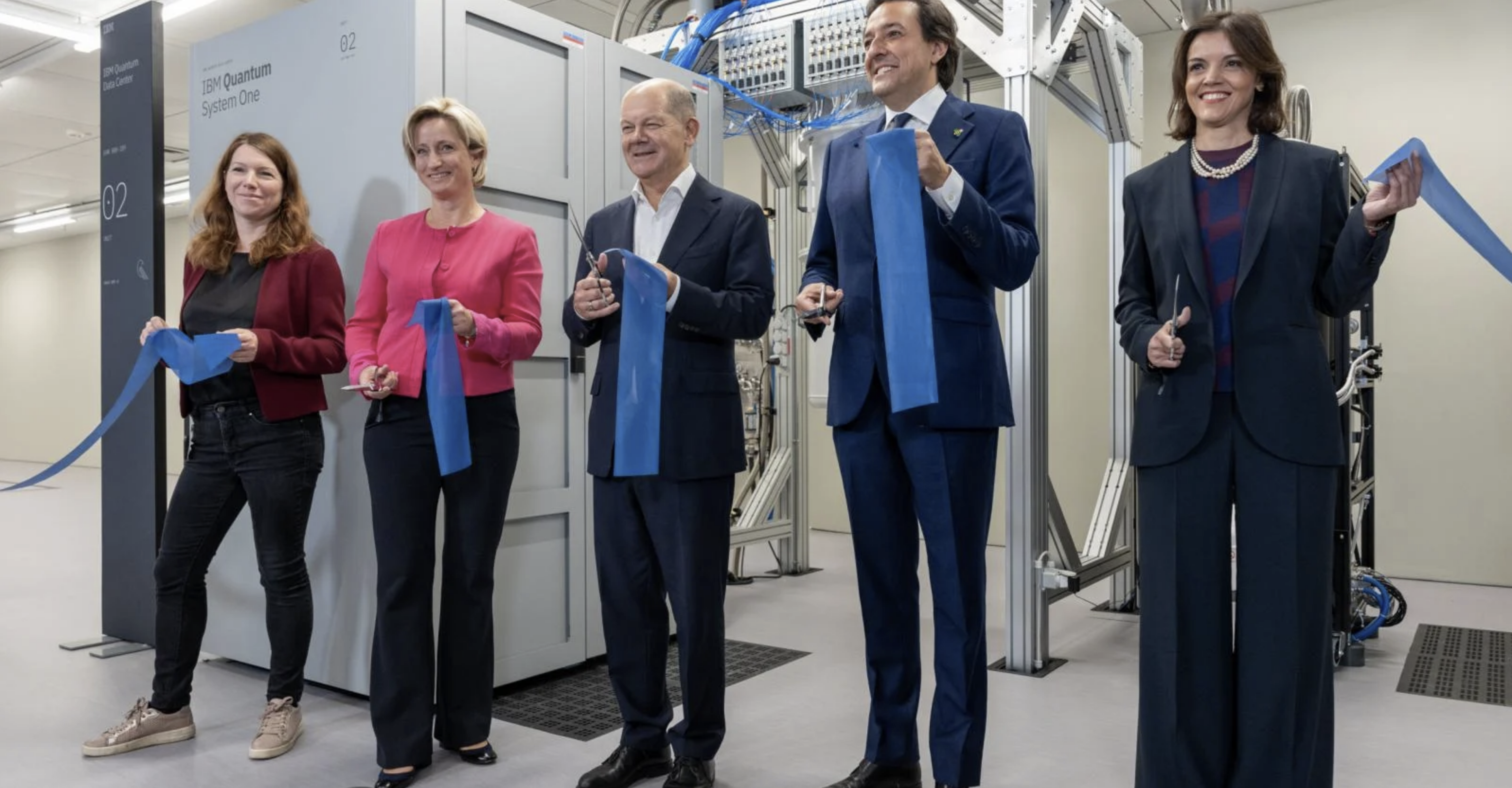 16 décembre 2024À la une Actualités Réseaux et Télécom IBM inaugure son centre de calcul quantique à Ehningen : un pas majeur pour l’Europe